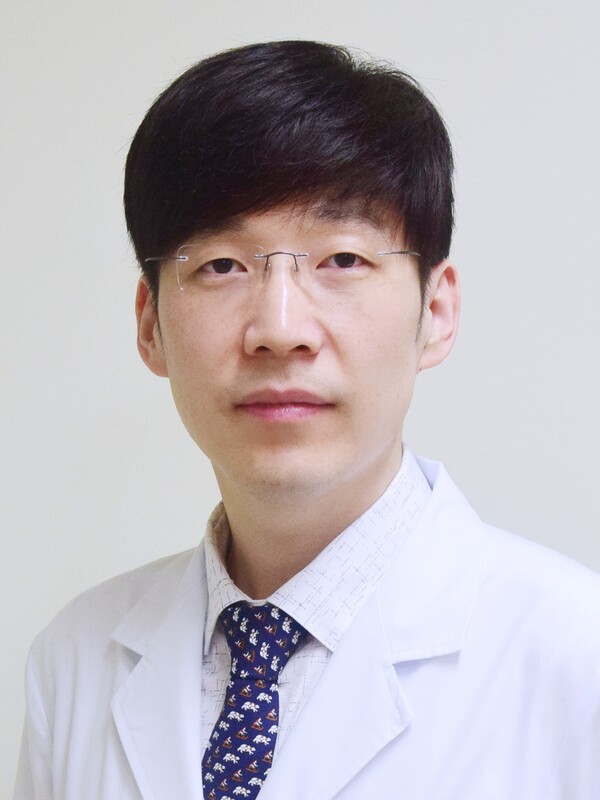 Photo.  Professor Jun-Hwa Hong, Department of Endocrinology, Eulji University