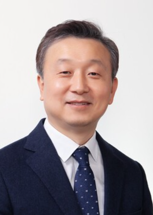 사진. 전북대학교 약학대학 정재훈 교수 (현. 한국마약퇴치운동본부 전문교육원장) 