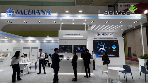 메디아나, 셀바스AI 부스