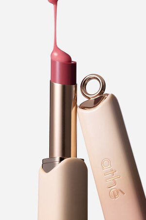 LF '아떼', 립글로즈를 그대로 굳힌 '어센틱 립 글로이 밤' 출시 - 뉴스 썸네일 이미지